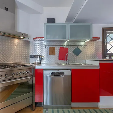 Guesthost - Dreaming * Болонья