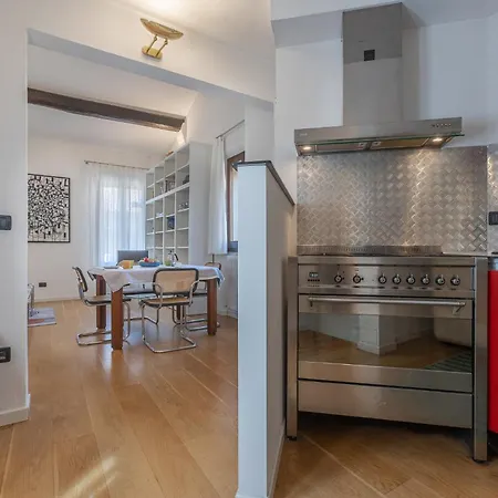 Apartment Guesthost - Dreaming Bologna