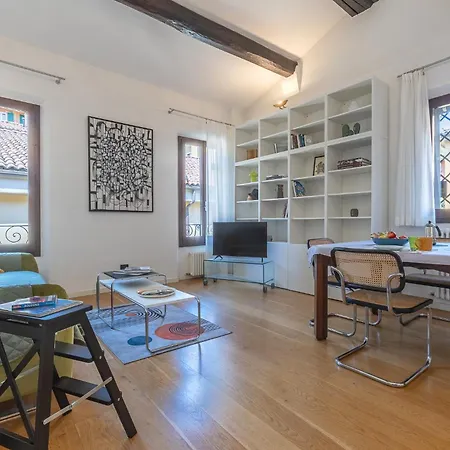 Guesthost - Dreaming Apartment