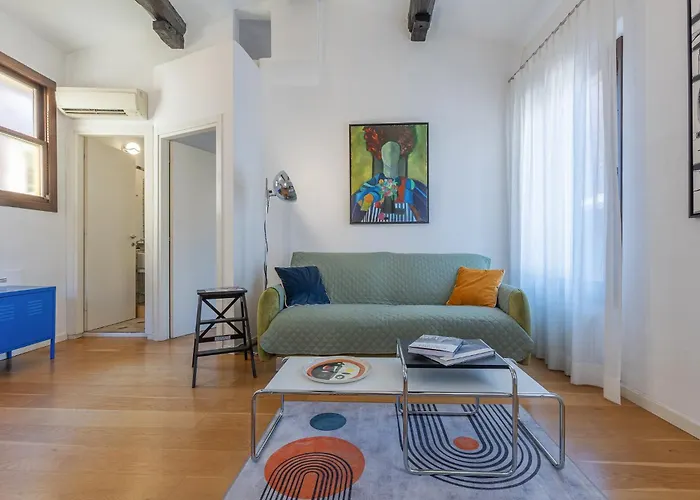 Guesthost - Dreaming