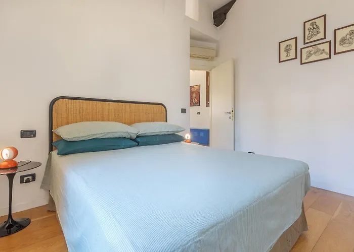 Guesthost - Dreaming *