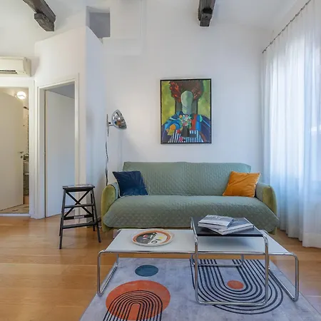 Guesthost - Dreaming