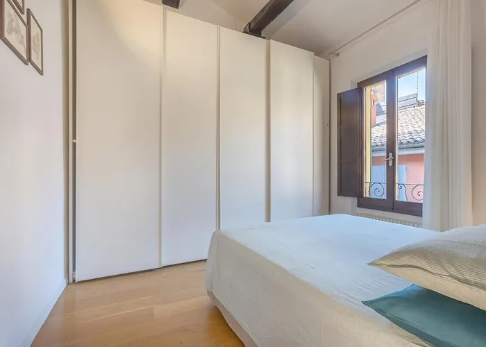 Lejlighed Guesthost - Dreaming Bologna