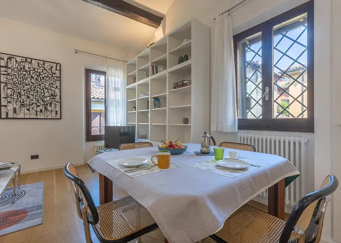 Guesthost - Dreaming